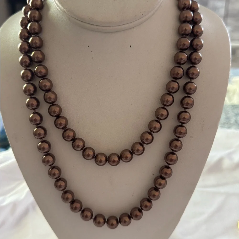 Golden girls statement Necklace, Minimalist Golden Hypoallergenic…